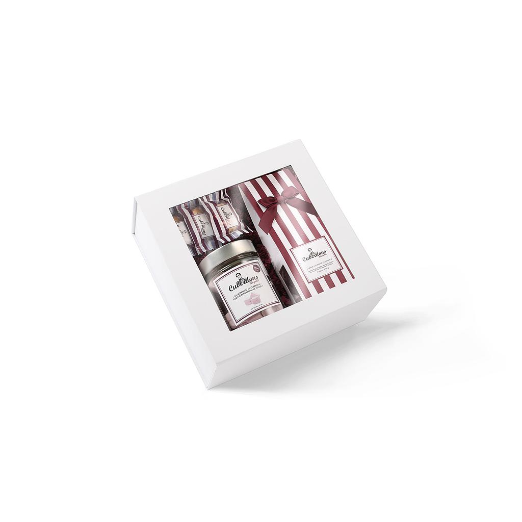 Kleine Cuberdons Léopold-degustatiebox: een elegant zakje met 10  neuzekes, 15 cuberdonsmaak minispekjes en 3  overheerlijke zandkoekjes.